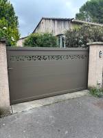 Notre zone d'activité pour ce service Pose de volets roulants en aluminium avec motorisation connectée pour un confort optimal au quotidien à